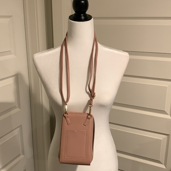 Women’s Soft Pink Crossbody Purse - New Without Tags - Picture 15 of 16